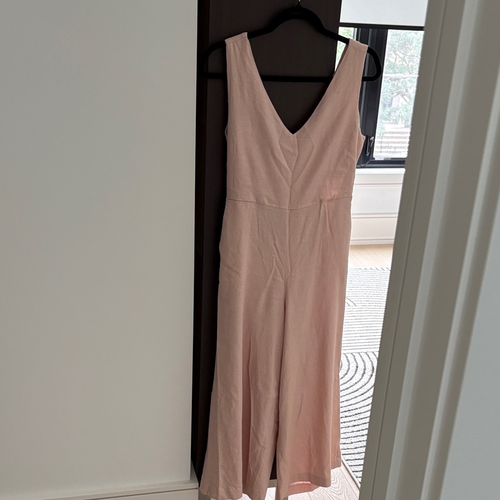 Elegant Sleeveless Pink Dress